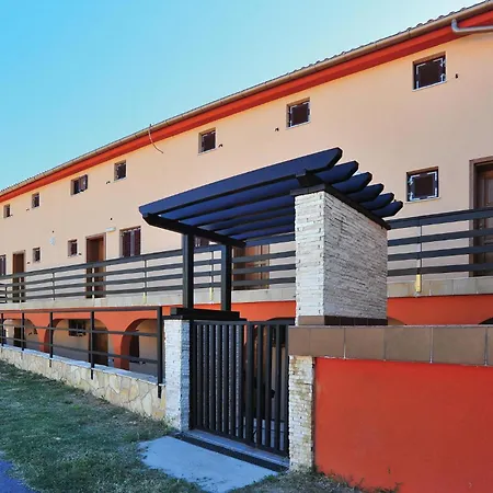 Apartamento Amazing In With Swimming Pool