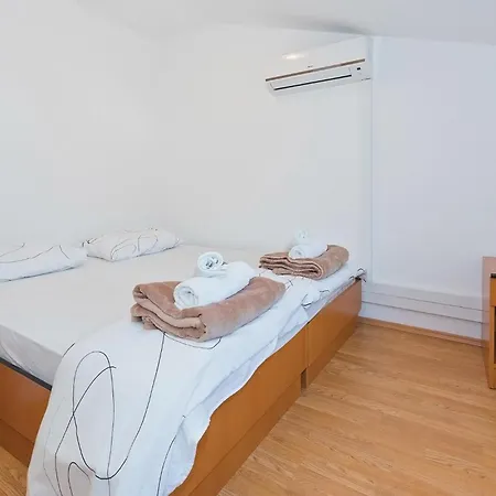 Amazing In With Swimming Pool * Bilice