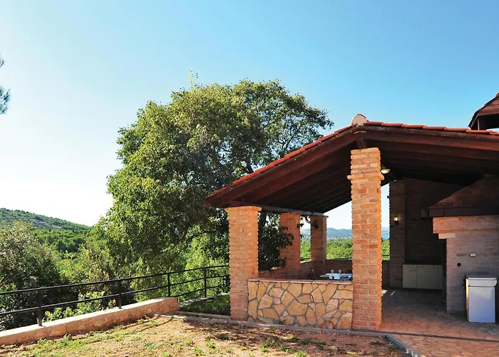 Amazing In With Swimming Pool Appartement Bilice